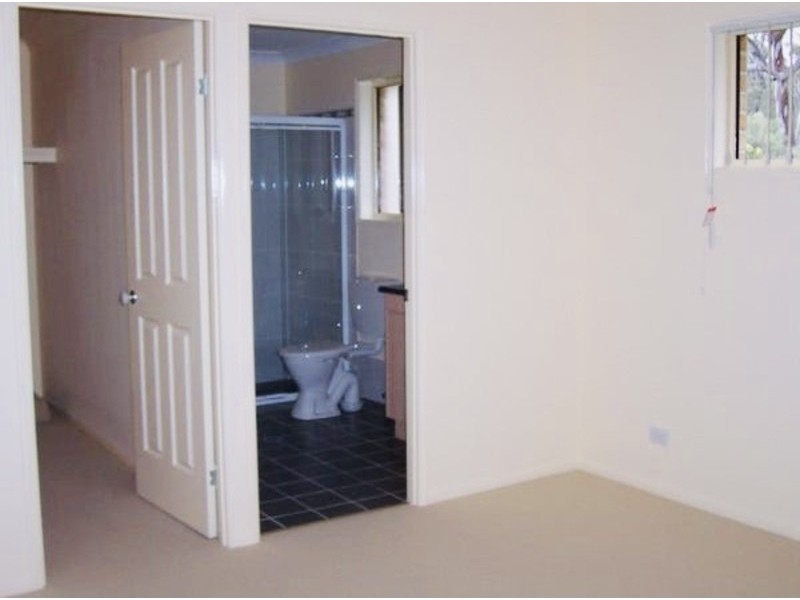 Sandstone Point QLD 4511