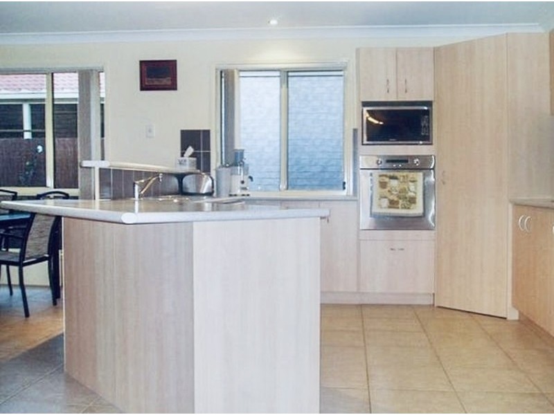 Sandstone Point QLD 4511