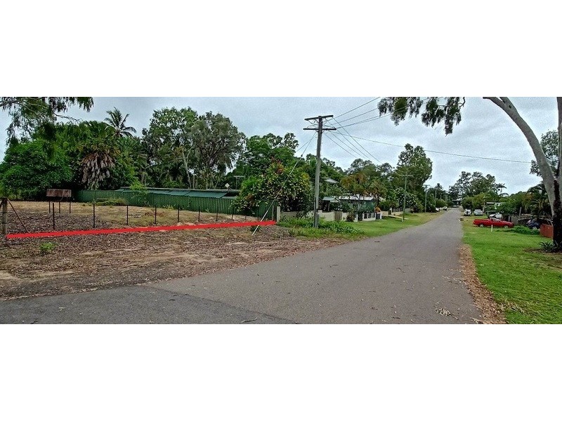 1 Atoll Street, Saunders Beach QLD 4818