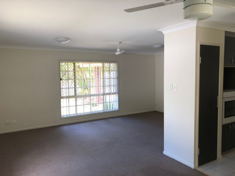 5 Chatsworth Cct, Capalaba QLD 4157