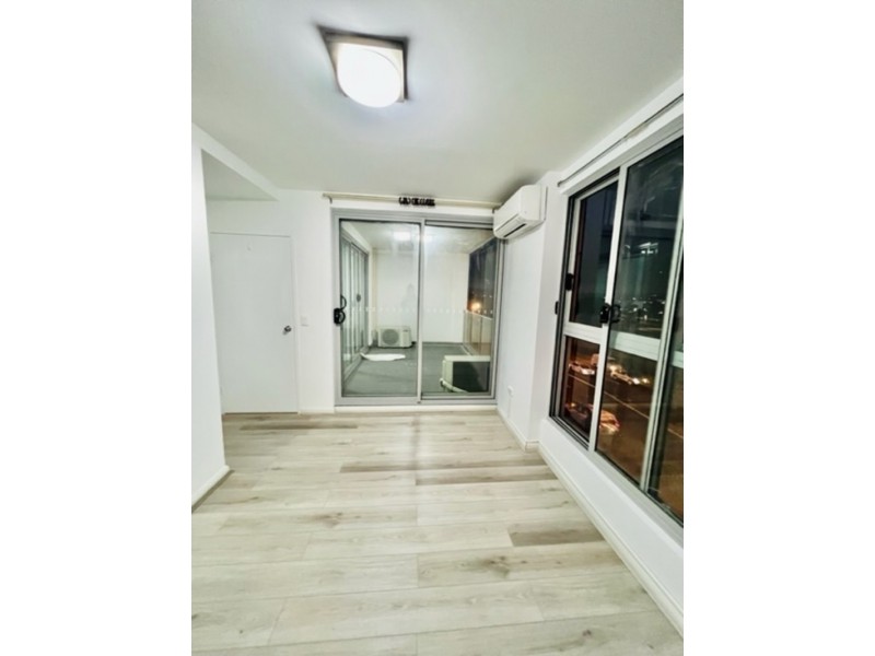 301/120 James Ruse Drive, Rosehill NSW 2142