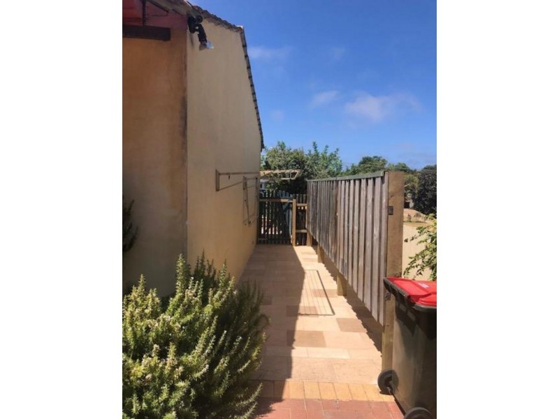 15 David Crescent, Hillarys WA 6025