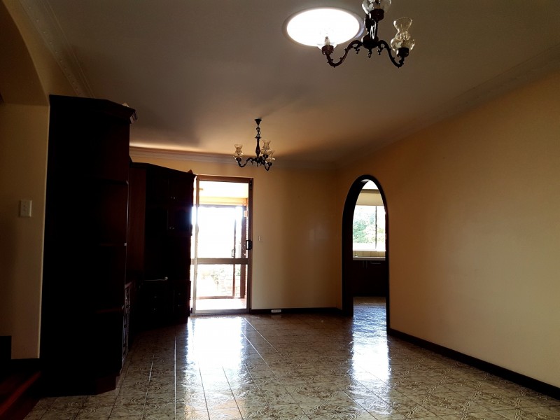 9 kookaburra st, Stirling WA 6021