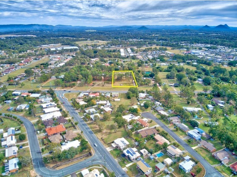114 Pumicestone Road, Caboolture QLD 4510