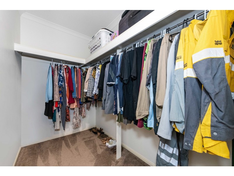 31 Victor Avenue, Glenella QLD 4740