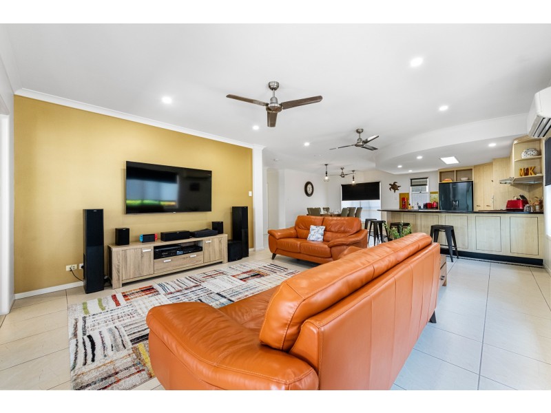 31 Victor Avenue, Glenella QLD 4740