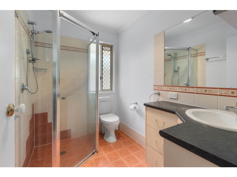 27 Montgomery Drive, Wellington Point QLD 4160