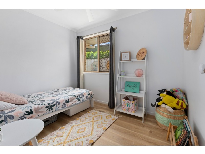 27 Montgomery Drive, Wellington Point QLD 4160