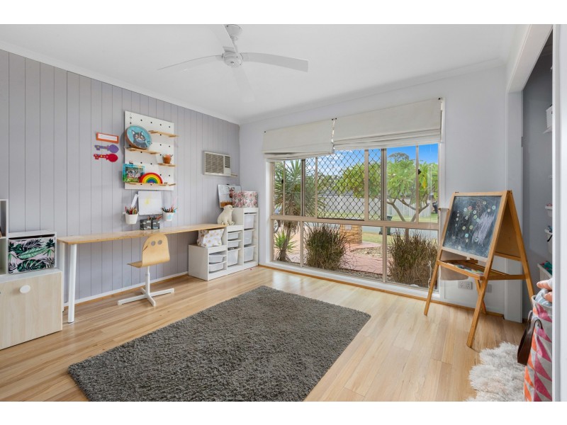 27 Montgomery Drive, Wellington Point QLD 4160