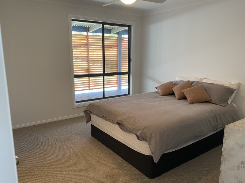 12 Wallaroo Street, Coomba Park NSW 2428