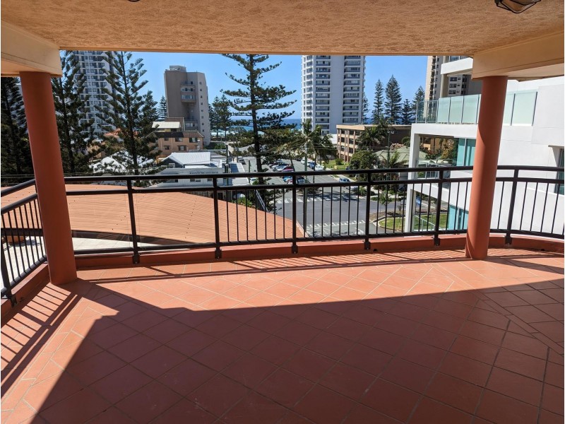 5/34 Boundary Street, Rainbow Bay QLD 4225