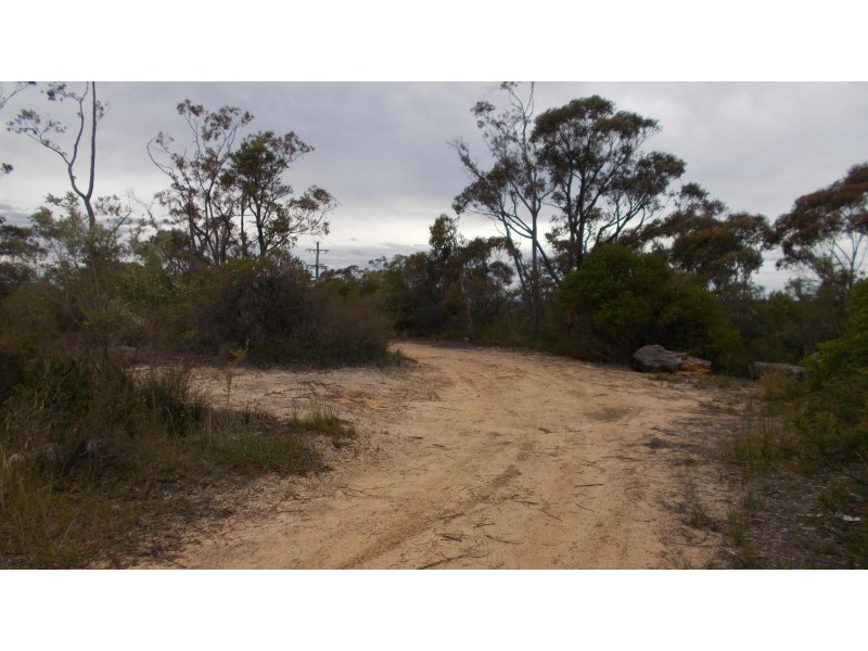 24 Hilltop cresent, Lawson NSW 2783