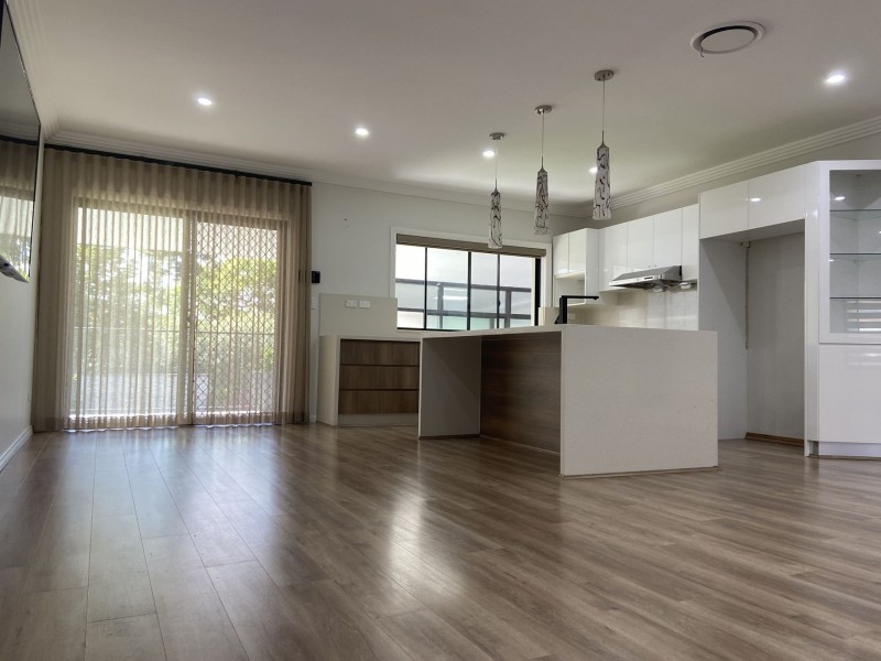 31 Kimberley Rd, Carlingford NSW 2118