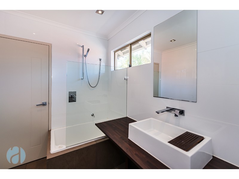 3 Harvey Street, Peppermint Grove WA 6011