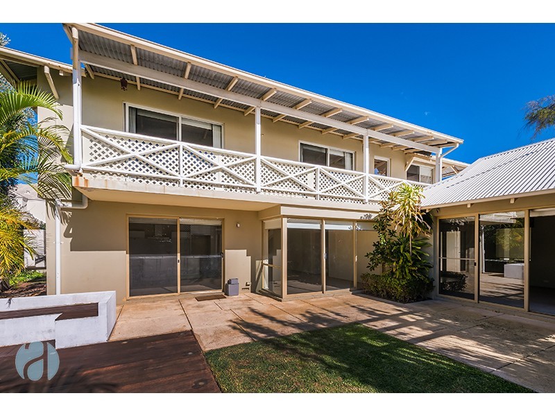 3 Harvey Street, Peppermint Grove WA 6011