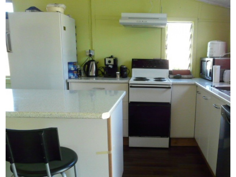 87 Petre, Tenterfield NSW 2372