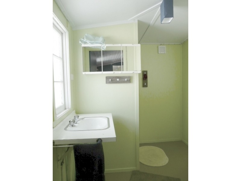 87 Petre, Tenterfield NSW 2372