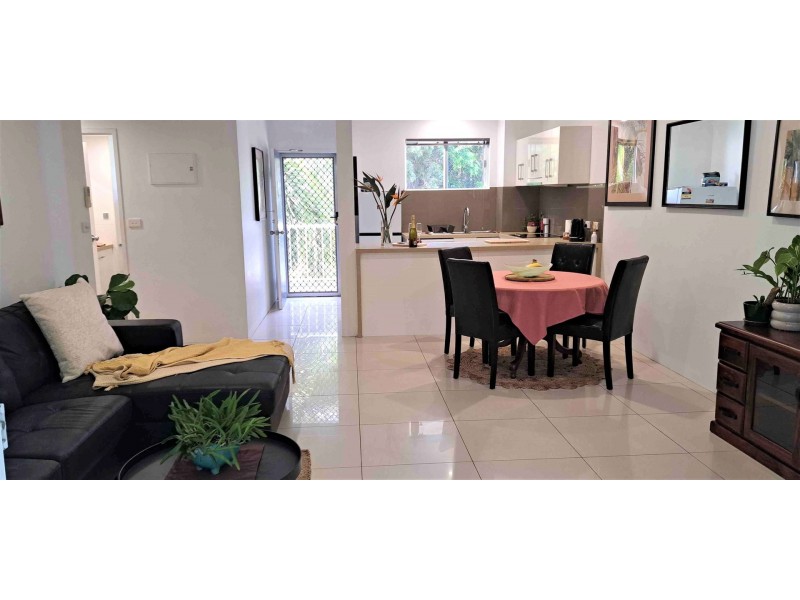 221/305-341 Coral Coast Drive, Palm Cove QLD 4879