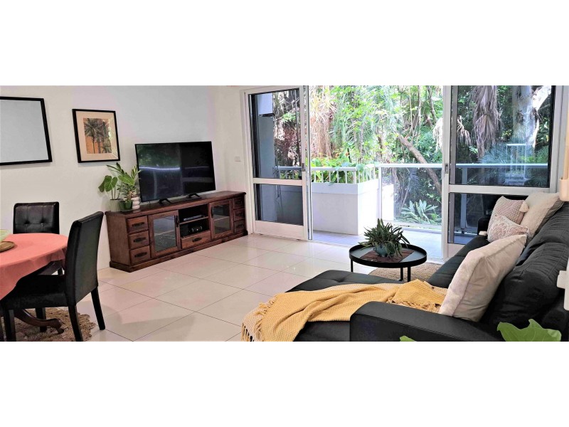 221/305-341 Coral Coast Drive, Palm Cove QLD 4879