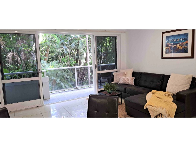 221/305-341 Coral Coast Drive, Palm Cove QLD 4879