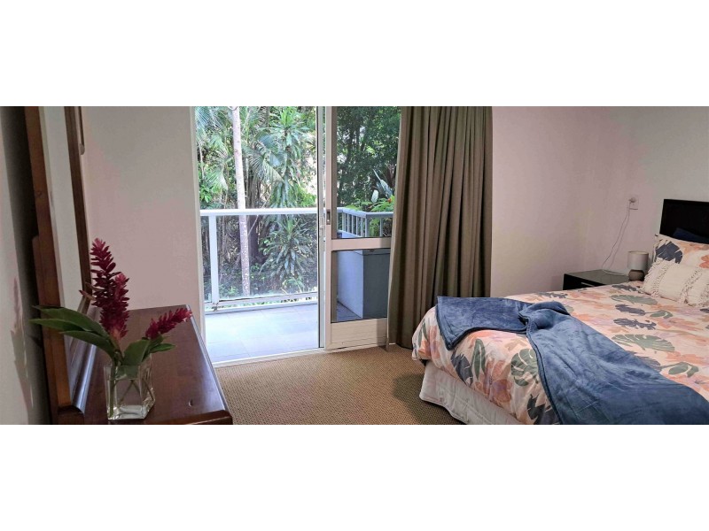 221/305-341 Coral Coast Drive, Palm Cove QLD 4879