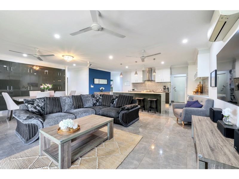 208 Farrar Boulevard, Johnston NT 0832
