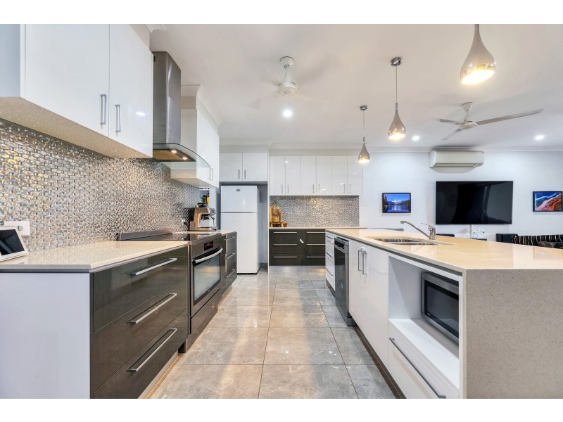 208 Farrar Boulevard, Johnston NT 0832