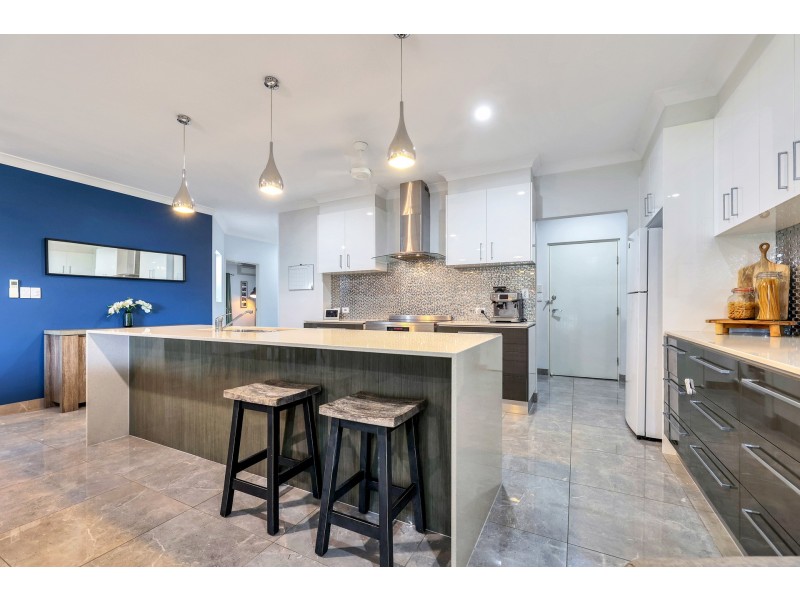 208 Farrar Boulevard, Johnston NT 0832