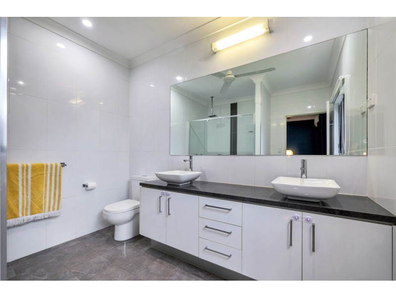 208 Farrar Boulevard, Johnston NT 0832