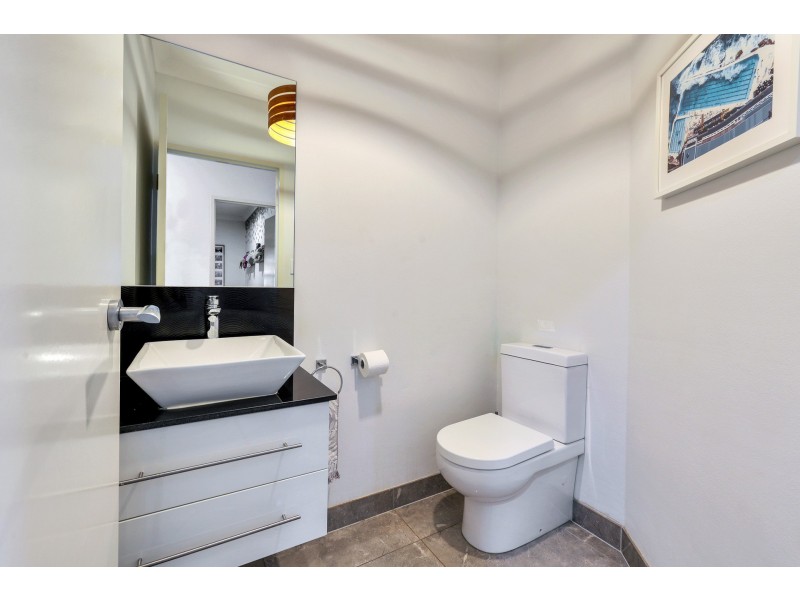 208 Farrar Boulevard, Johnston NT 0832