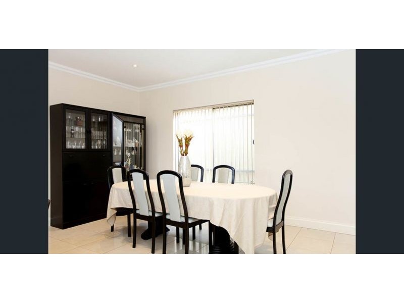 2/2 Lawrence Avenue, Dernancourt SA 5075