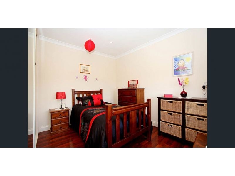 2/2 Lawrence Avenue, Dernancourt SA 5075