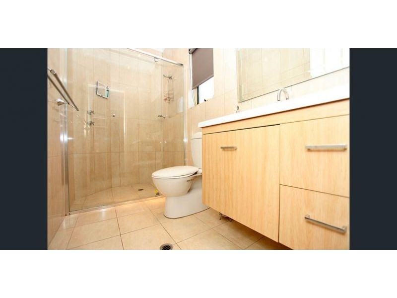 2/2 Lawrence Avenue, Dernancourt SA 5075