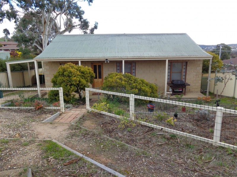 43 Wilkie Street, Castlemaine VIC 3450