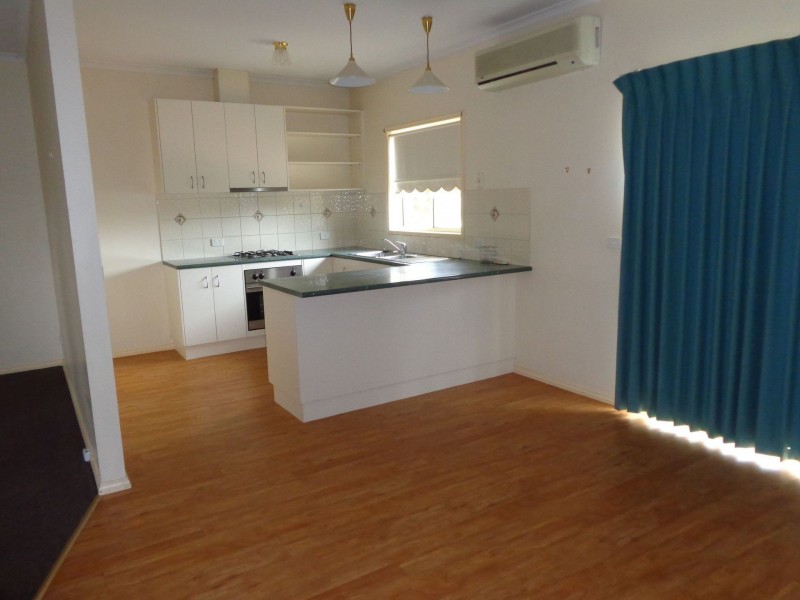 43 Wilkie Street, Castlemaine VIC 3450