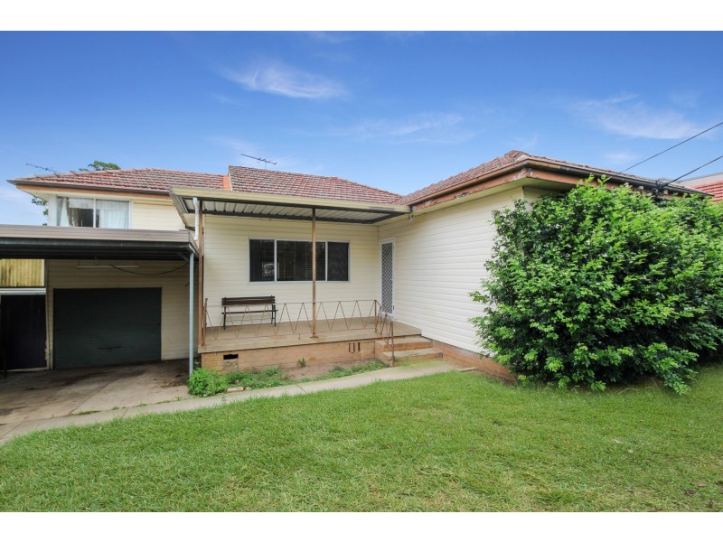 51 Dawson Street, Fairfield Heights NSW 2165