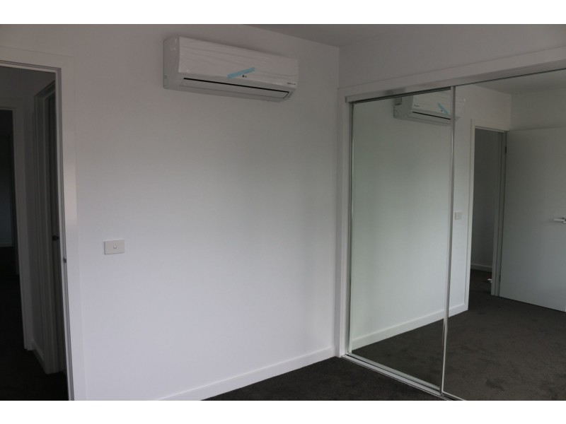 3/18 Nonna Street, Oakleigh East VIC 3166