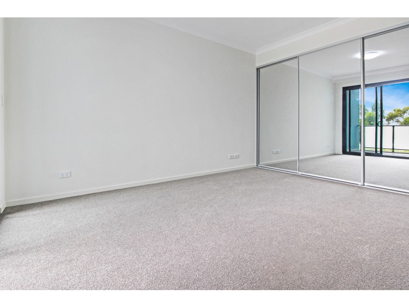 17/5 Drinkwater Lane, Edmondson Park NSW 2174