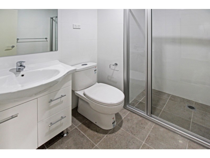 17/5 Drinkwater Lane, Edmondson Park NSW 2174