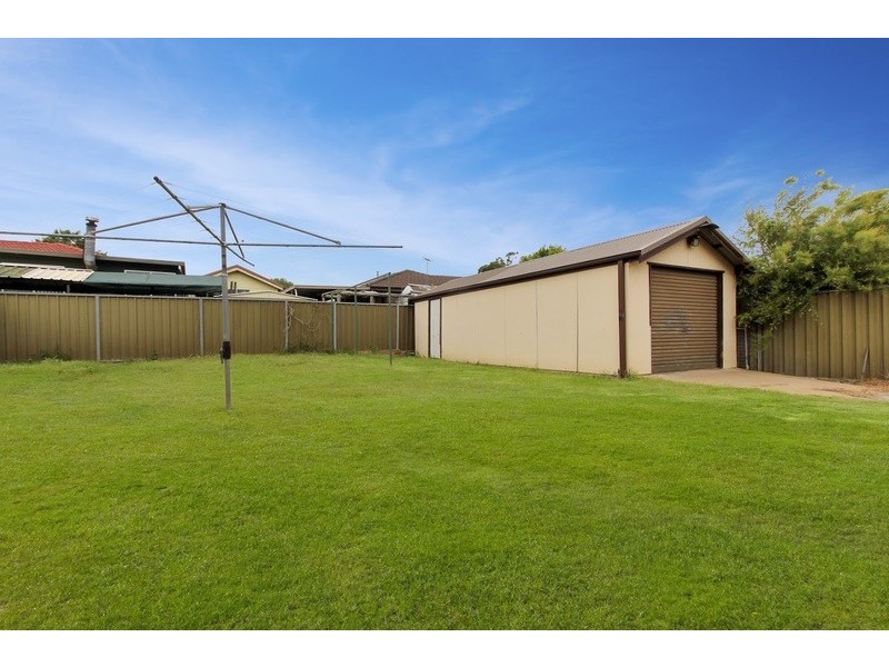 44 Fitzpatrick Crescent, Casula NSW 2170