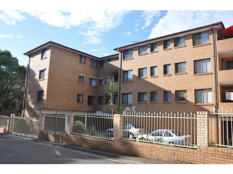 18/6-8 Forbes Street, Liverpool NSW 2170