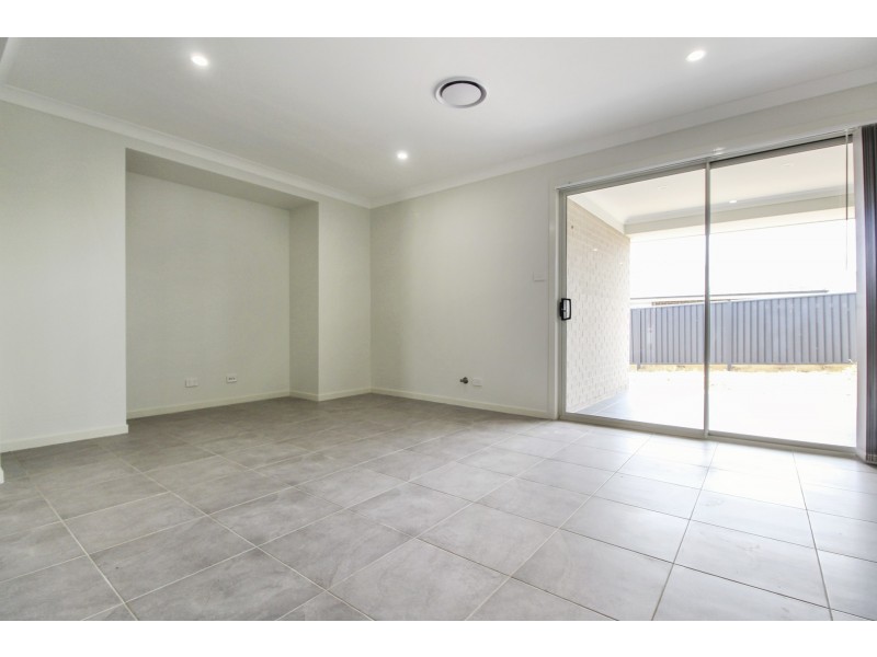 9 Richmond Road, Oran Park NSW 2570