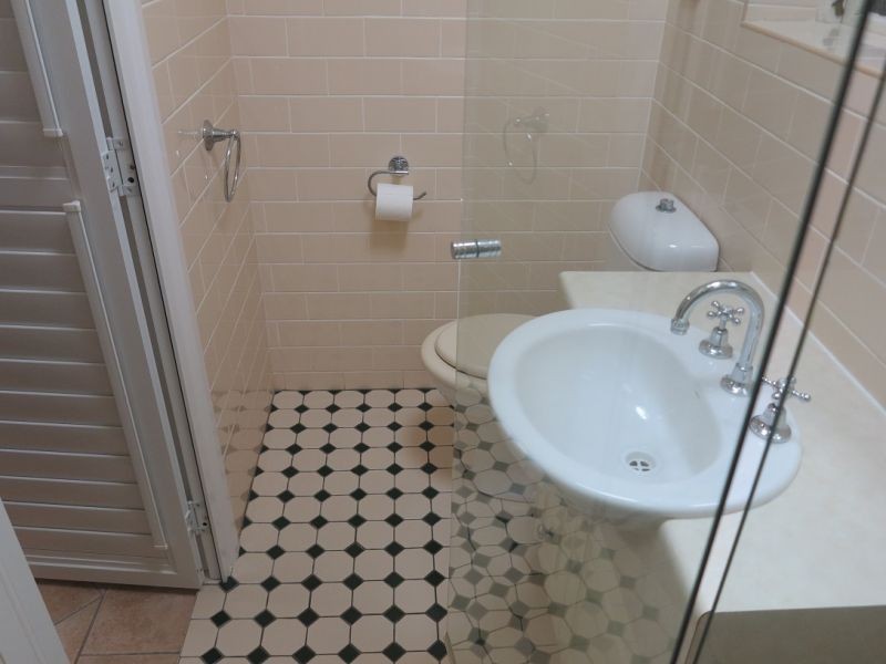 1/48 Hetherington Street, Herston QLD 4006