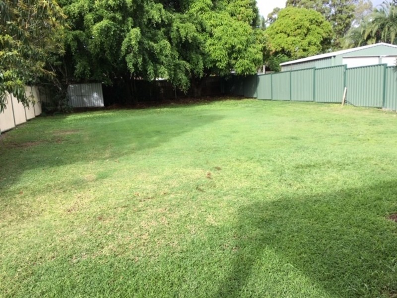 220 Main Street, Redland Bay QLD 4165