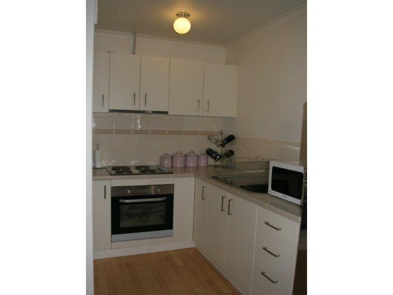 4/38 Canberra Street, Brunswick VIC 3056