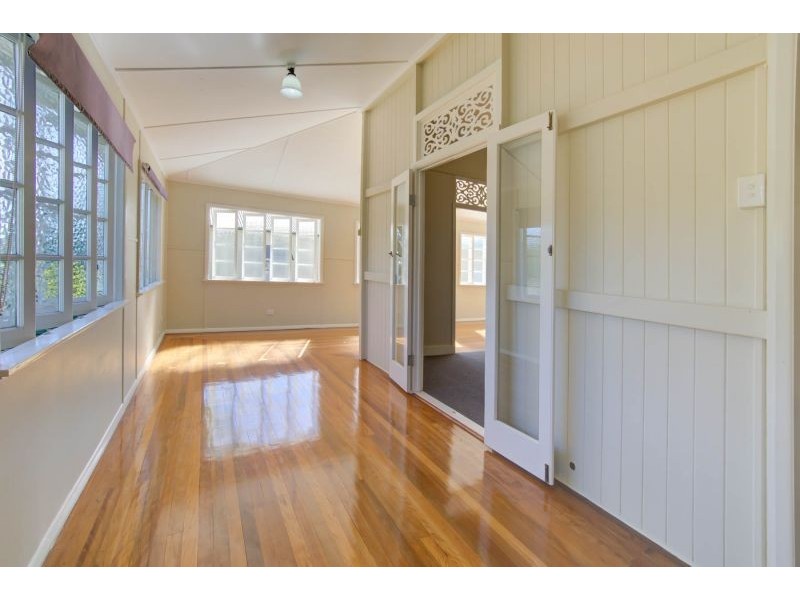 10 Juster Street, Annerley QLD 4103