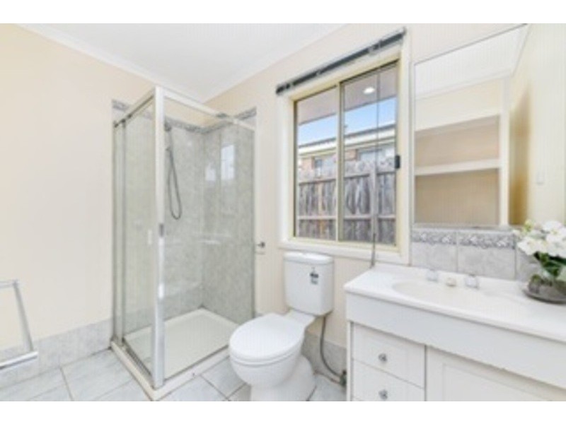 6 Rocklea Crescent, Skye VIC 3977