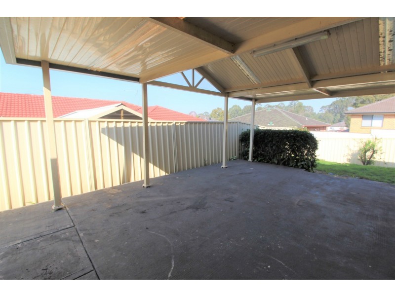 16 Lambe Street, West Hoxton NSW 2171