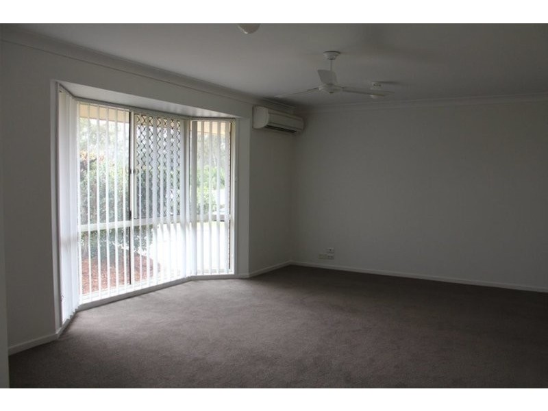 49 Jacana Crescent, Flinders View QLD 4305