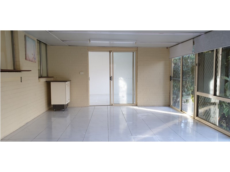 1 Eggleston Crescent, Chifley ACT 2606